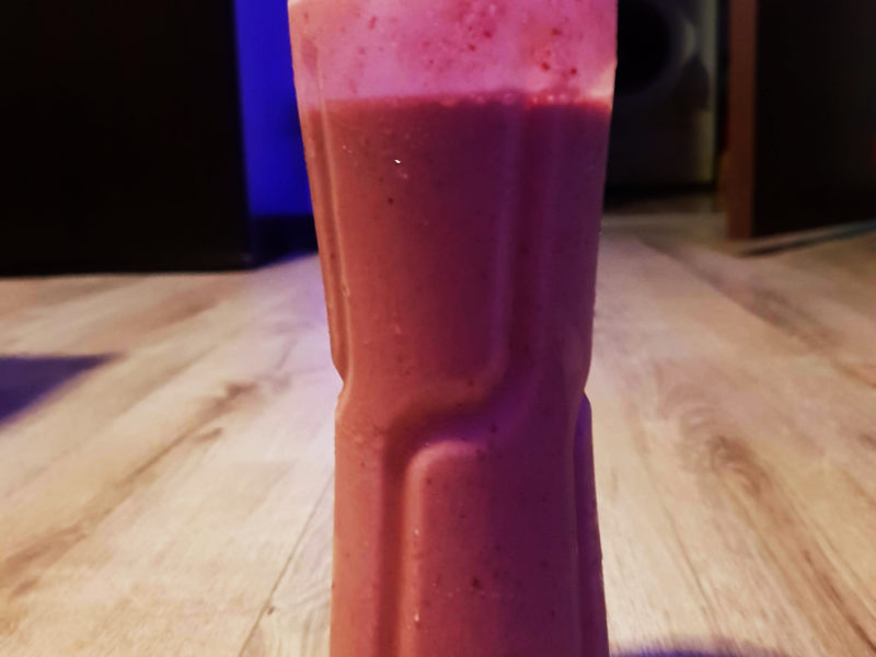 Smoothie Lapte de Migdale cu Zmeura