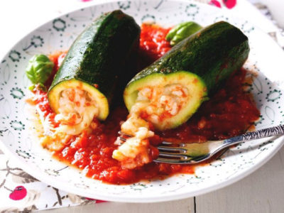 Zucchini umpluti cu orez